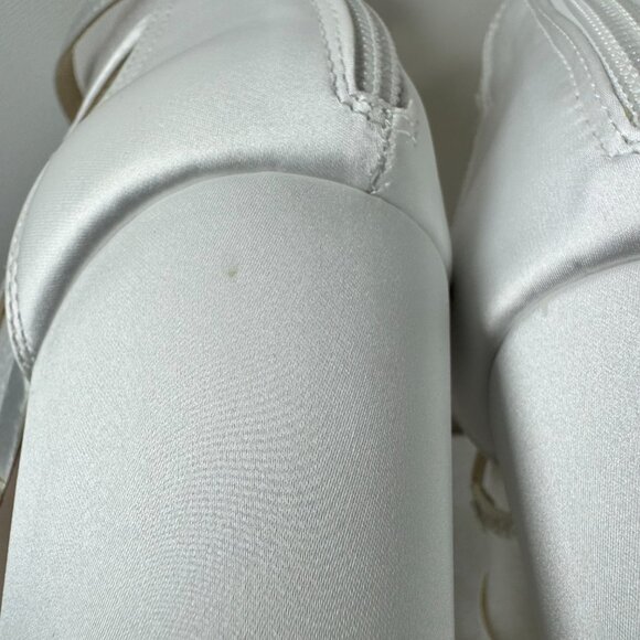 Jessica Simpson JS-Stassey-B White Matte Satin Bridal Heels 9.5 M - Picture 12 of 16